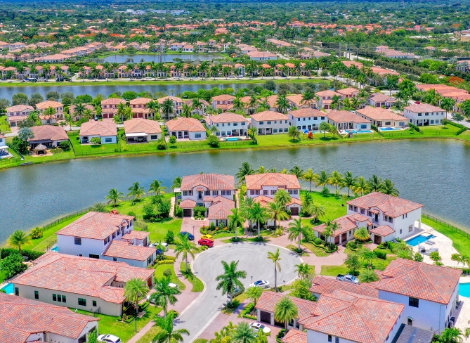 community with waterfront homes